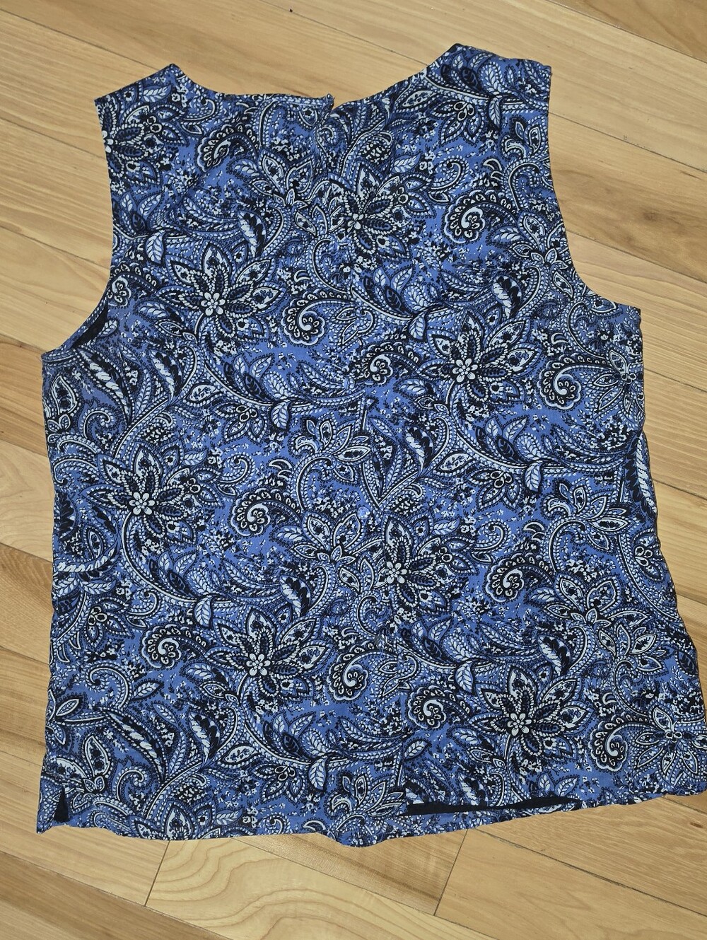 Talbots  Blue Floral Paisley Womens' Sleeveless Shirt -